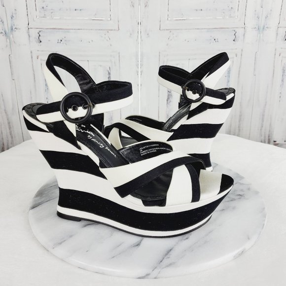 Alice + Olivia Shoes